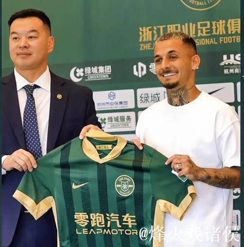 浙江新外援首秀半场造三球 米特里策“炸裂亮相”